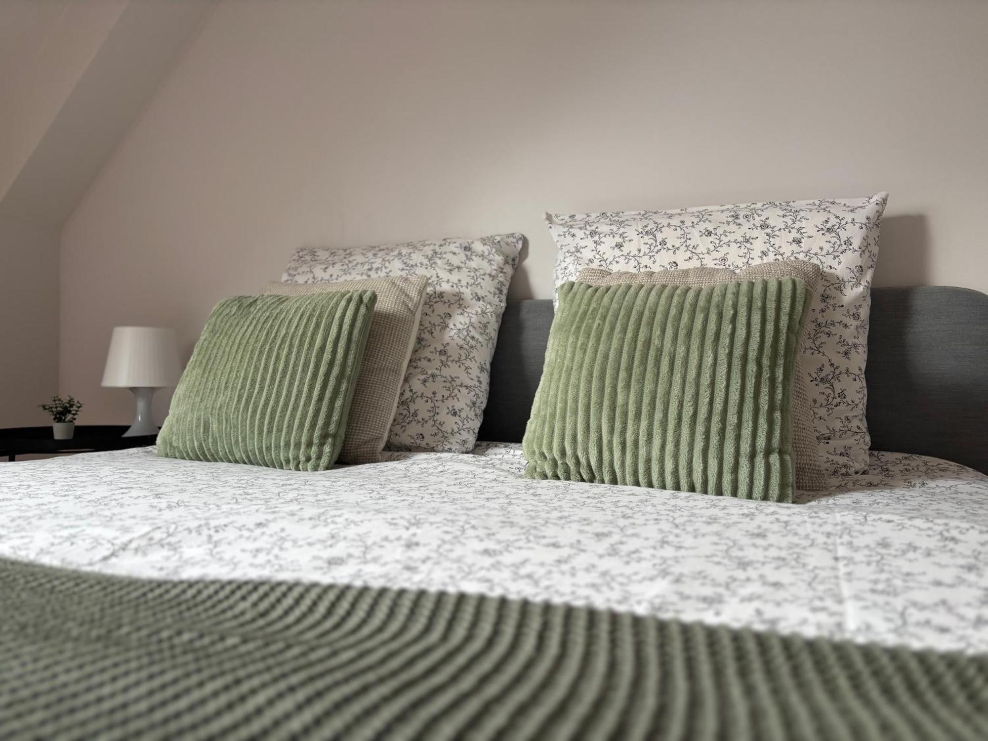 Maison Cosy Entre Paris Rouen Et Deauville Pont-de-lʼArche Buitenkant foto